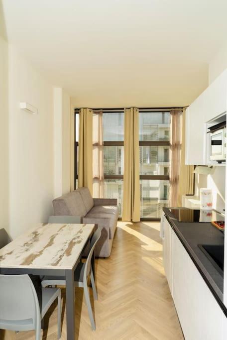 Sky View - Porta Nuova - Appartamento 4 Milán Exterior foto